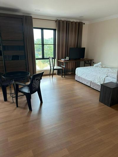 Lakeview Resort