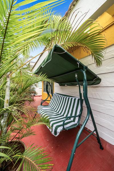 Emerald - Vintage Haven