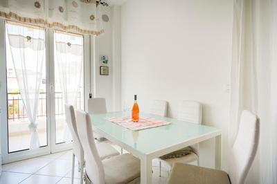 Mistral Suite Apartment - free private car park