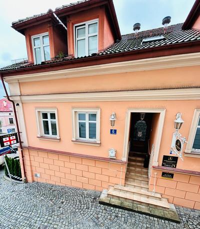 Ambasadorski Residence