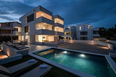Apartments Break with pool