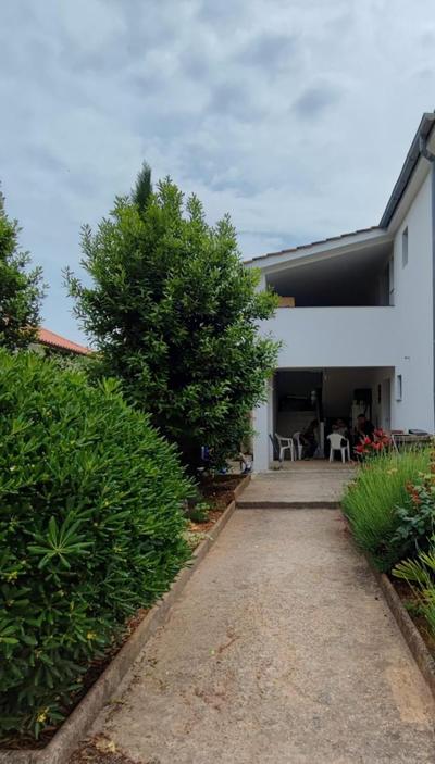 Apartmani 1 Pinezici