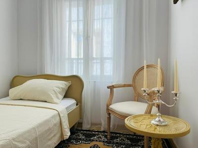 Beehive Hotel and CoWorking