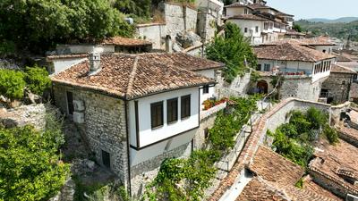 Berat Villa Lions Gate 1