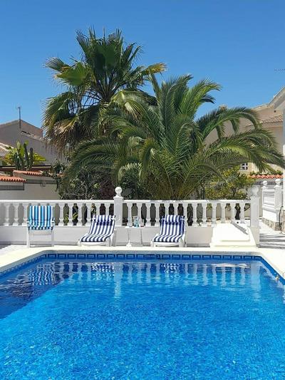 Fee4Me Villa with private pool