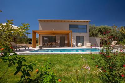 Luxury Villa Elpis