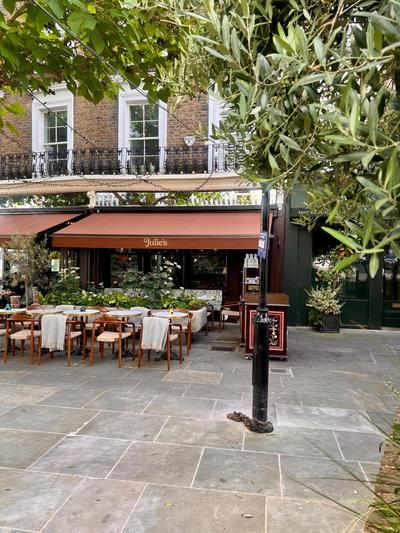 Stylish 2 Bedroom Notting Hill SuperStar Apartment