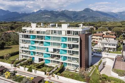 Golden Luxe - Panoramic Penthouse Rooftop whit Pool