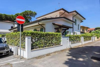 Golden Luxe - Villa in the center next the sea whit garden FDM