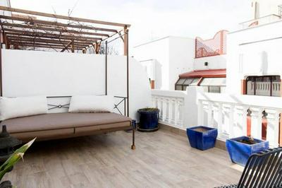 Elegant Apartment in the Heart of Madrid, 100m² with Parking