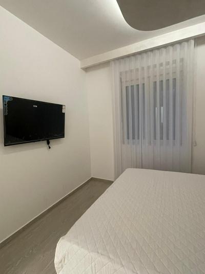 Luxury Apartment III