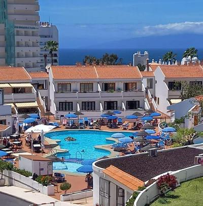 Apartamento Elisa en Garden City con piscina climatizada