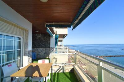 Expoholidays - Solarium terraza vistas al mar
