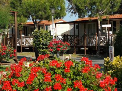 Feriendorf Le Tamerici Mobilehome Nuraghe für 6 Personen