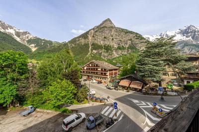 APPARTAMENTO LE GINESTRE - Relax e vista Montagna - COUR 0248