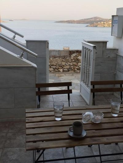 SEA BREEZE NEW VAPORIA SYROS