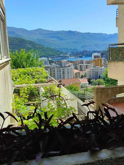 Cozy Apartment at Babin Do
