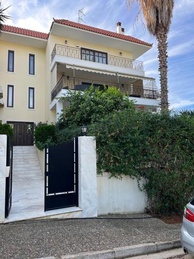 Voula Riviera Apartment