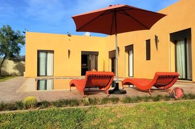 Villa de la famille, with Private pool