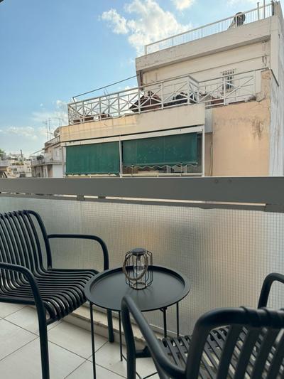 Acropolis Modern Apartment