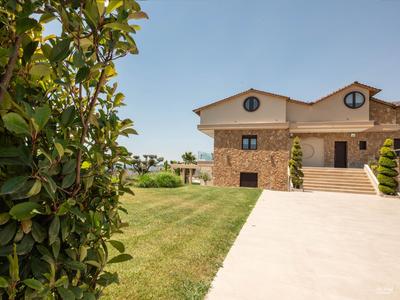 Palma Villa & Suite With Pool