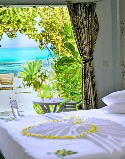 Crown Beach Villas with direct access to the Bikini Beach