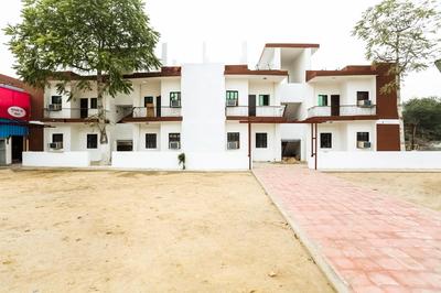 Hotel O Dev Sukhdev Palace