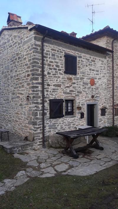 Charming house in Brancialino with shared pool