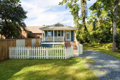 Recycle House 1 Bedroom Home at Roanoke Park