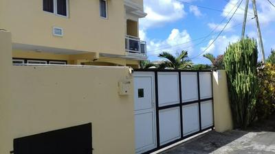 Spacious house in Grand Baie with shared pool