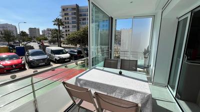 Precioso estudio al lado playa AV-63