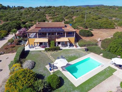 Casa TARA