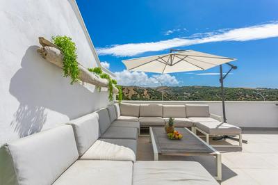 Terrace, sea view, pool, parking space & fibre