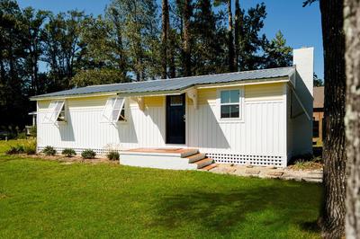 Watermans Cottage 3 Bedroom Home at Roanoke Park