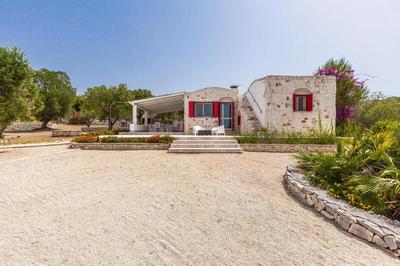 Villa Maste by Perle di Puglia