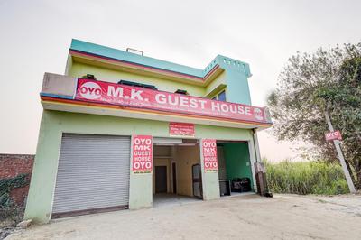Hotel O M K Guest House