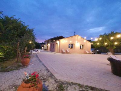 Italian Experience- Villa BellaLuce 18