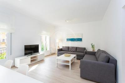 Apartamento zona Sagrada Familia III