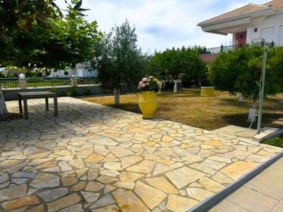 Haroula Apartments
