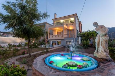 ONIRO Sea View Garden Villa
