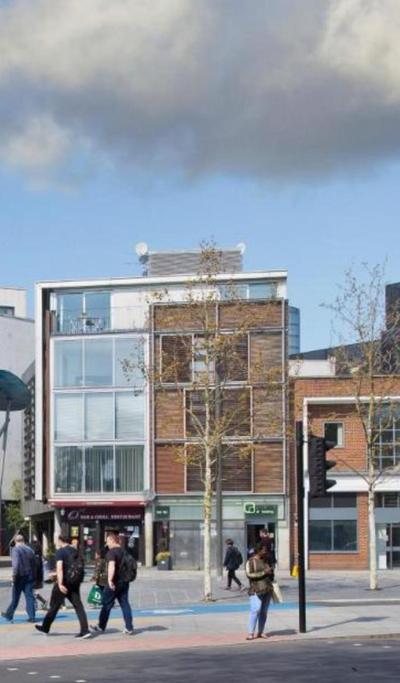 Lovely 2-Bed, sleeps 6, Near Stratford station & Abba Voyage,