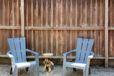 4 - Berkeley Private Apartment with Parking & Laundry