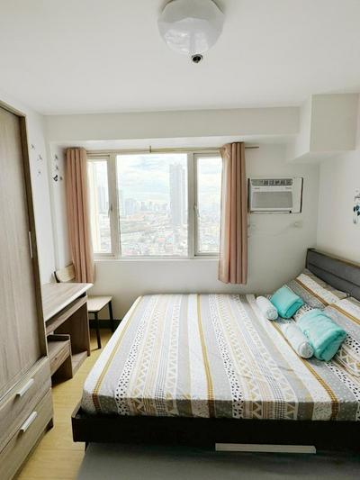 Fully Furnished 1BR Ridgewood Towers with 200Mbps WIFI