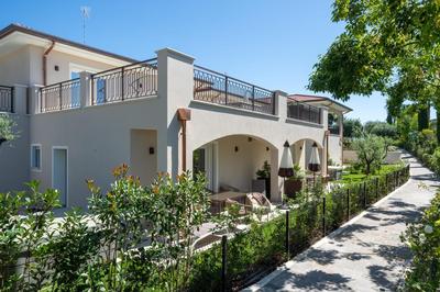 Villa Silvia Apartments