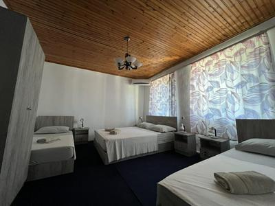 oneTwoSleep GuestHouse