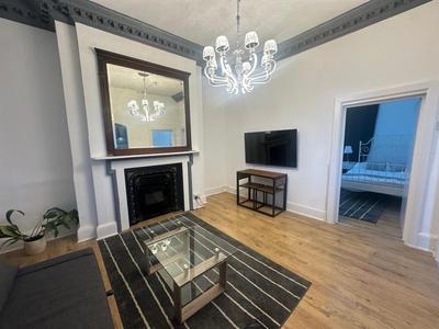 First Floor One Bed Apartment In Central West London