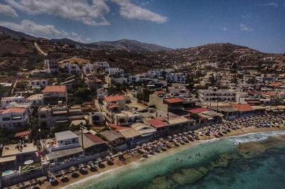 Miros apts 2 in Agia Pelagia 50m from the beach
