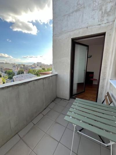 Downtown Unirii Square Private Economy Rooms with shared amenities