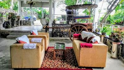 Sisiliyana stone resort