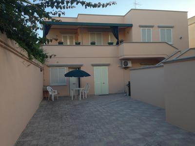 Tra Mare e Relax, La Tua Casa Nel Cuore di Leuca